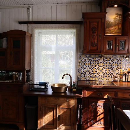 Leesi Kuelalistemaja Otel Dış mekan fotoğraf